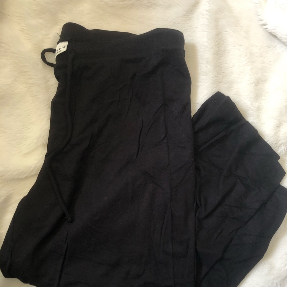 Pants - Picture 3 of 4